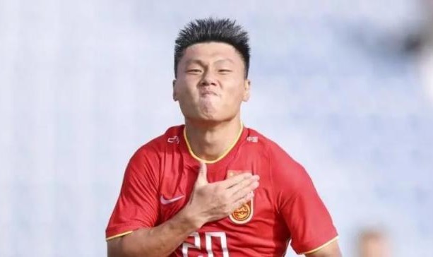 九游体育-无锋泰山险遭升班马击退 郝伟敢大胆启用新人吗？