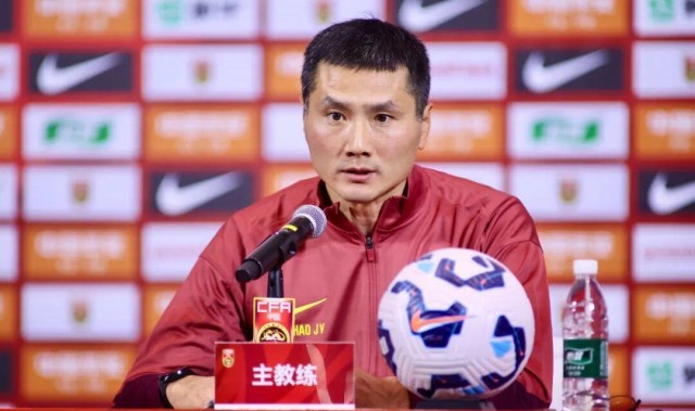 九游体育app-首阶段国内训练结束，国足启程前往迪拜，这一周他们都练了什么？