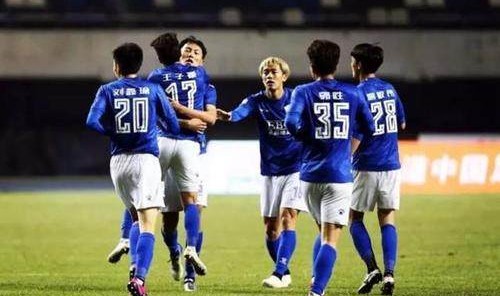 九游娱乐-不知打中甲还是中超 沧州雄狮绿城引援难以进行